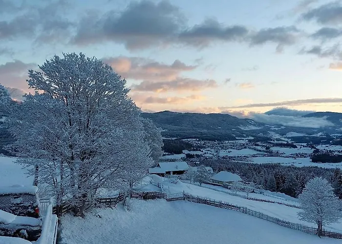 アパート 103 Laerchenhof マウテルンドルフ